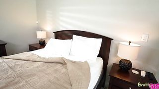 Alexa Kiss - My Stepsister Cums Clean