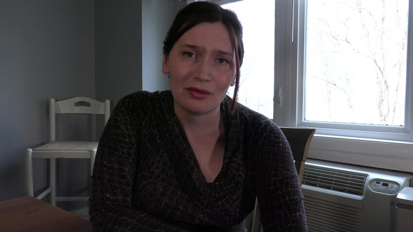 Bettie Bondage - Helping Mom Out of a Bind