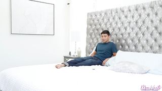 Penny Barber - My  Mom Really Cares - S3E4 (15.09.2023)