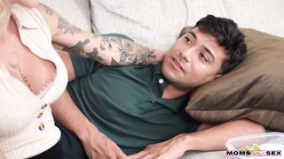 Kathryn Mae - Ill Show You What Girls Want - S21:E1