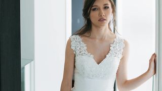 Reagan Foxx, Maya Woulfe - Wedding Jitters