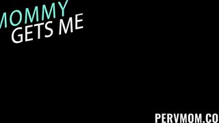 Loving MILF Goes All Out and Takes Two Cocks at Once (Dylan Ledger, Sienna Rae, Rion King)