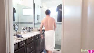 Scarlet Skies - Pranking My Way Into Stepsisters Pants - S35:E5