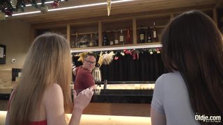 Maya Sinn & Brill Angel, John, Hugo - Christmas Miracle - Episode 913