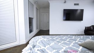 Taylor Wild - What Are You Into?