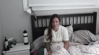 Yogabella - Mommy Shows Her Love