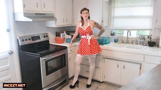 Kelly Payne - 1950s Good Morning Taboo