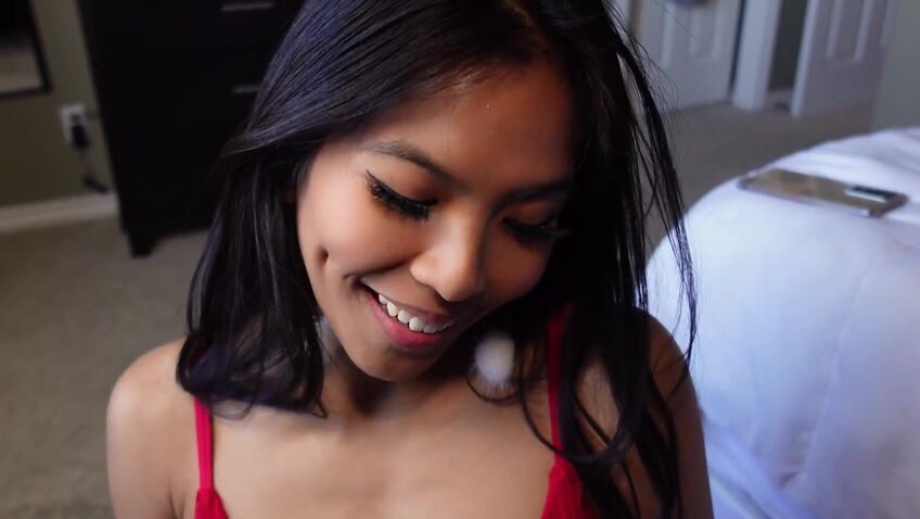 Filipina Family - Stepbrother Gets a Boner when his Asian Stepsister Asks for Pictures - Jada Kai, Jackie Knight FullHD