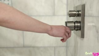 Codey Steele, Freya Parker - Sticky Stepsister FullHD