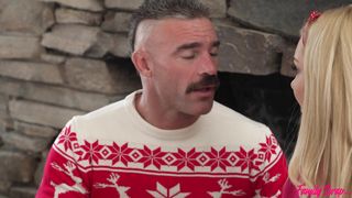 Aaliyah Love & Alexis Tae - A Family Swap Christmas