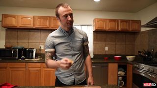 Lisey Sweet - Snack Time