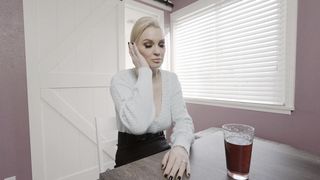 Kenzie Taylor Helping My Mom Move On