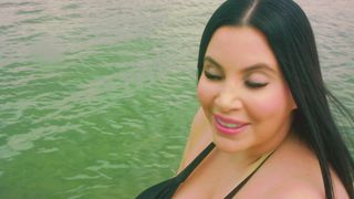 Korina Kova - THE MAGIC LAKE : MESMERIZED MOMMY